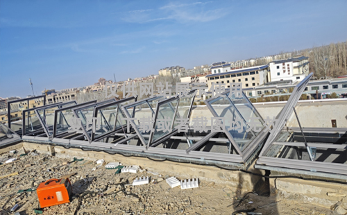 敦煌博物馆西峰排烟天窗