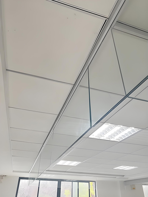 西峰玻璃西峰挡烟垂壁 西峰玻璃西峰挡烟垂壁