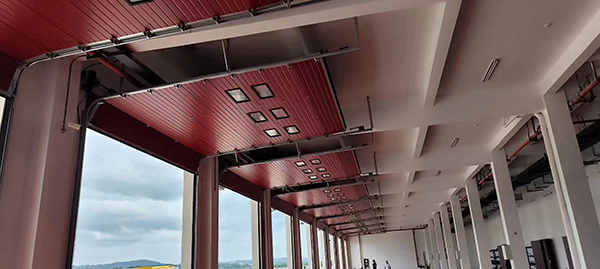 西峰工业翻板门 西峰工业翻板门