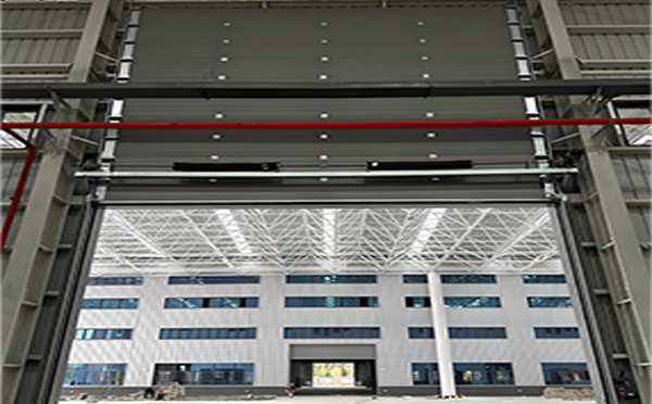 西峰工业提升门