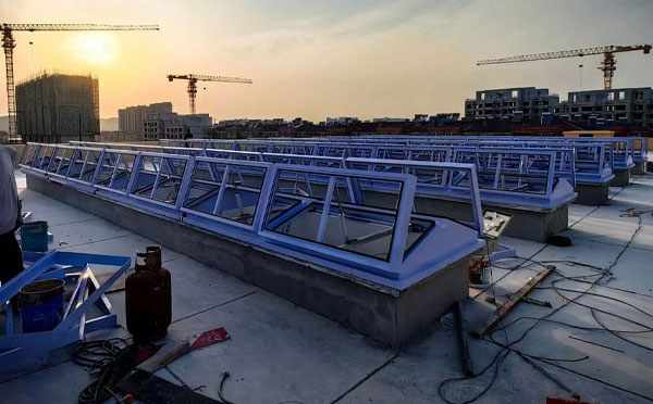 消防西峰排烟窗怎么选择尺寸 消防西峰排烟窗怎么选择尺寸