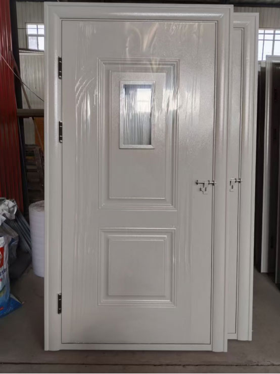 西峰学校教室门 西峰学校教室门