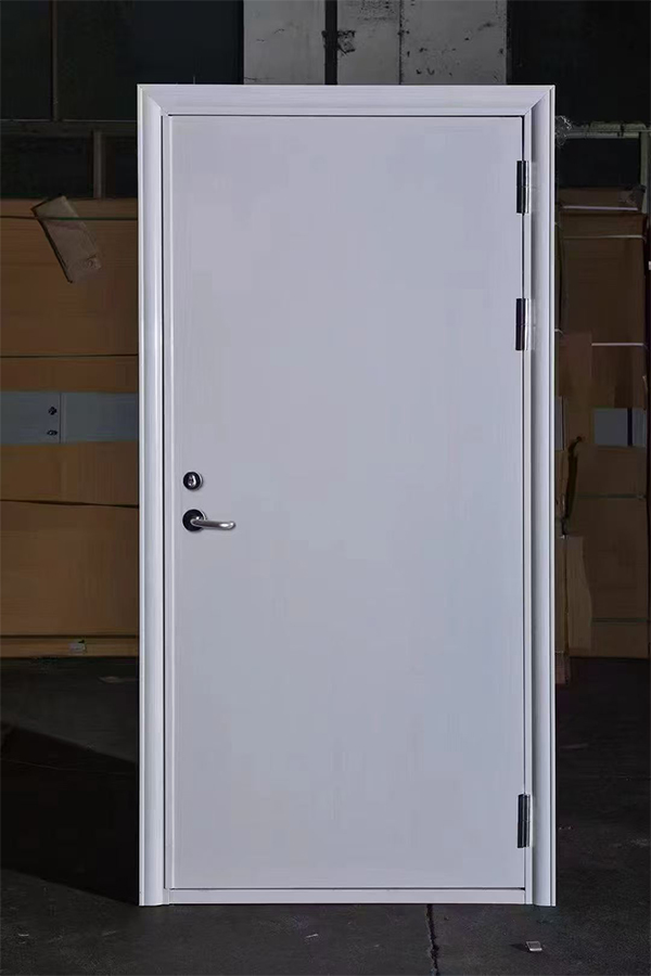 社区活动中心加装西峰防火门保障居民安全 社区活动中心加装西峰防火门保障居民安全