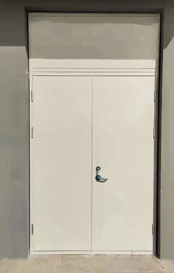 展览馆项目完成大跨度西峰防火门安装 展览馆项目完成大跨度西峰防火门安装